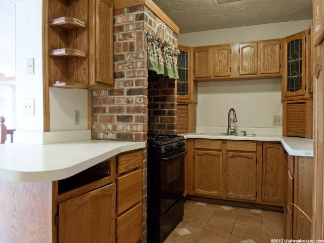1244 N 3000 W, Clinton, UT 84015 — photo 5