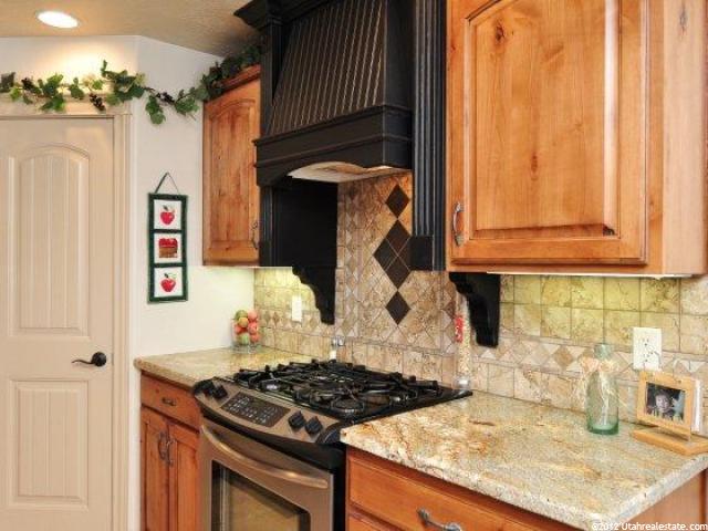 3050 Macintosh Way, Pleasant View, UT 84414 — photo 12