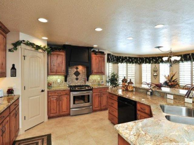 3050 Macintosh Way, Pleasant View, UT 84414 — photo 10