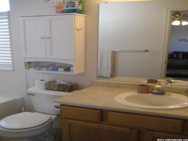 2558 S 75 E, Clearfield, UT 84015 — photo 8