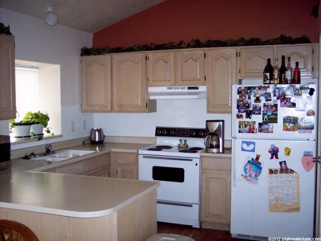 1128 W 2600 N, Layton, UT 84041 — photo 2