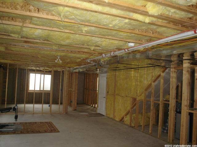 2098 W 2575 S, Syracuse, UT 84075 — photo 8