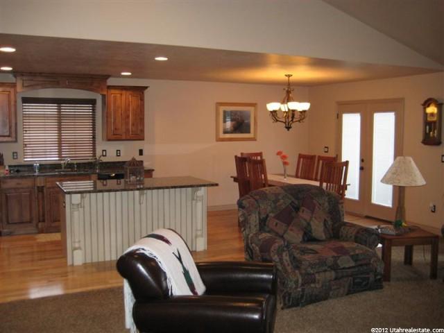 1890 S 2725 W, West Haven, UT 84401 — photo 2