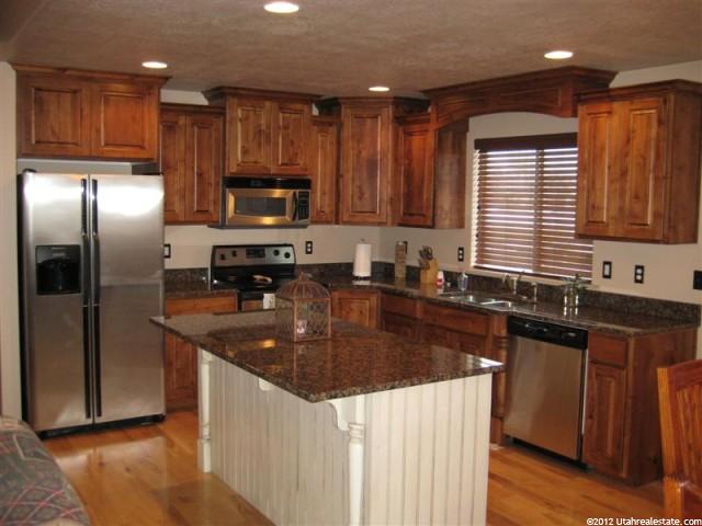 1890 S 2725 W, West Haven, UT 84401 — photo 4