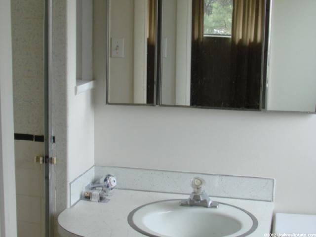 947 W 3650 N, Pleasant View, UT 84414 — photo 6