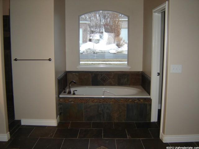 331 Manilla Dr, Draper, UT 84020 — photo 5