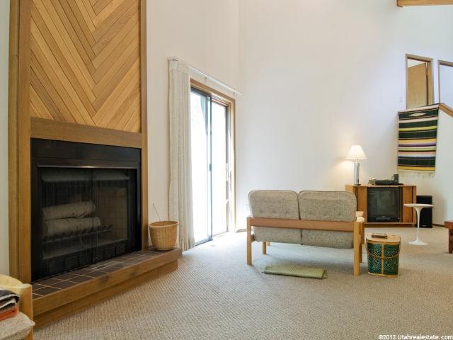 6083 Sharon Cir, South Ogden, UT 84403 — photo 5