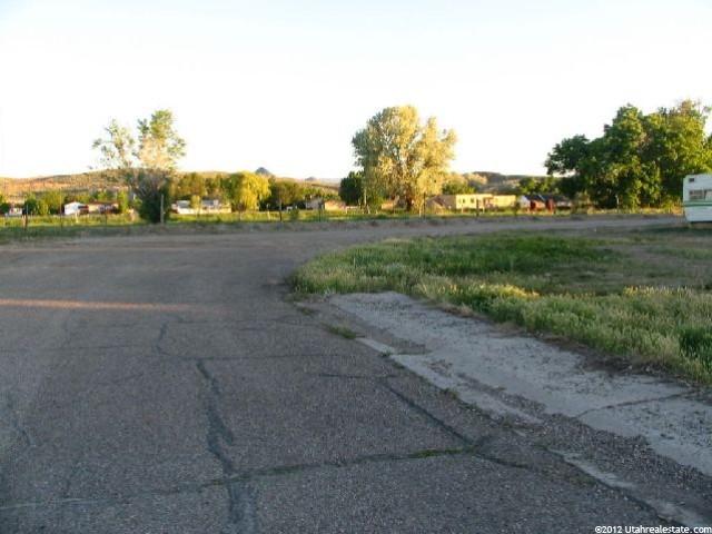 355 Maple Dr #10, Salina, UT 84654 — photo 2