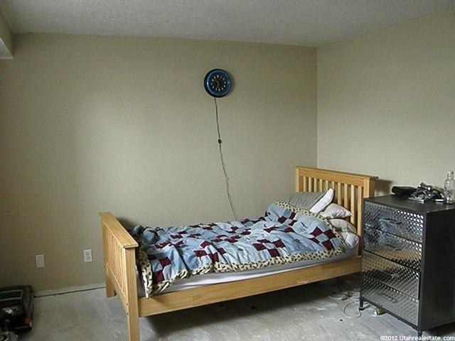 677 W 2050 N, Clinton, UT 84015 — photo 8