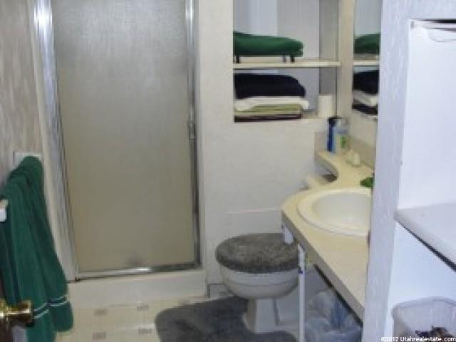 652 W 1580 N, Clinton, UT 84015 — photo 9