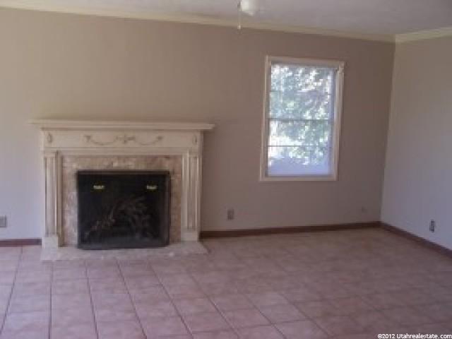 8585 S 40 E, Sandy, UT 84070 — photo 2