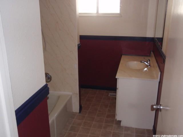 677 S 200 E, Roosevelt, UT 84066 — photo 8