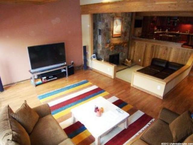 4080 E Quarry Dr, Sandy, UT 84092 — photo 5