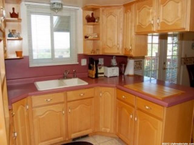 783 N 750 E, Bountiful, UT 84010 — photo 3