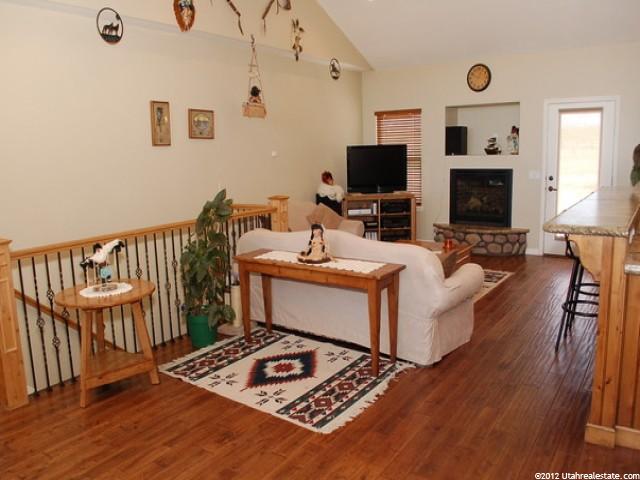 919 E Brookfield Ave, Erda, UT 84074 — photo 2