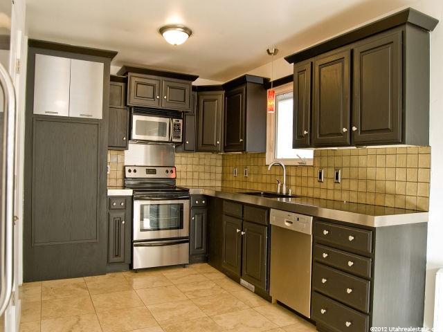 2511 E Chalet Rd, Sandy, UT 84093 — photo 5