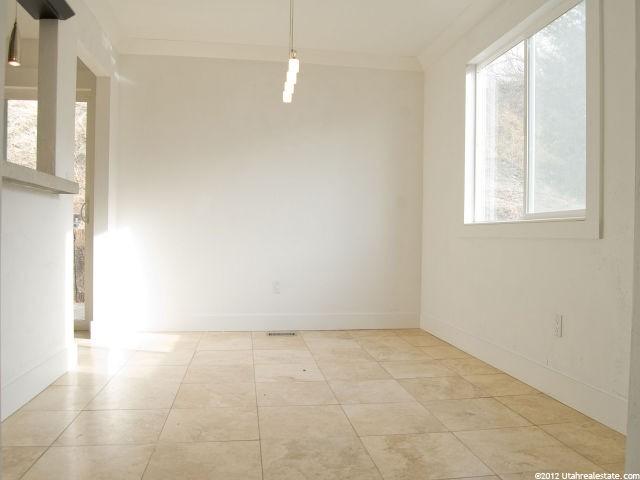 2511 E Chalet Rd, Sandy, UT 84093 — photo 7