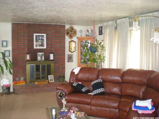 1207 Emerald Dr, Layton, UT 84040 — photo 4