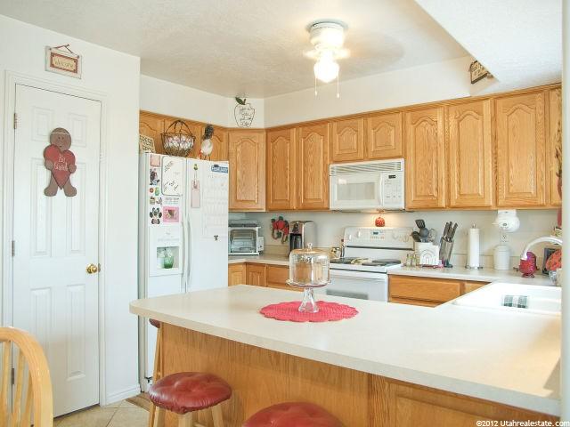 678 W Jennings Ln, Centerville, UT 84014 — photo 4