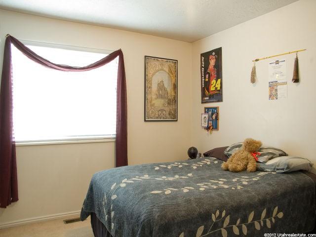 678 W Jennings Ln, Centerville, UT 84014 — photo 10