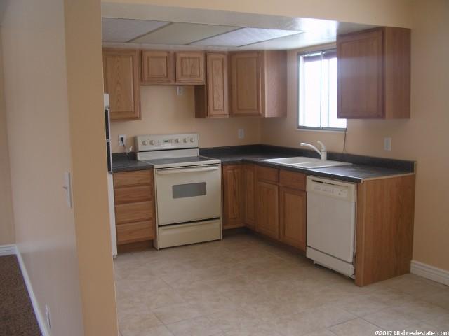 5129 S 2675 W, Roy, UT 84067 — photo 4