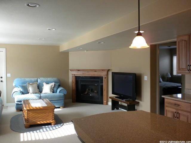 2307 W 850 N, Layton, UT 84041 — photo 10