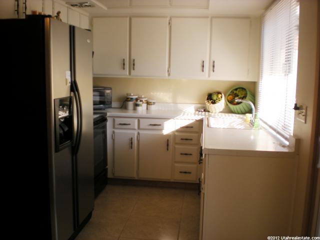306 E Peach Ln S, Bountiful, UT 84010 — photo 2