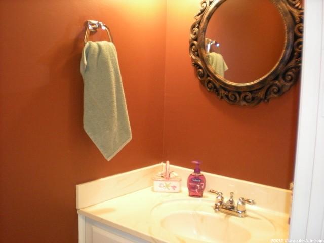 306 E Peach Ln S, Bountiful, UT 84010 — photo 7