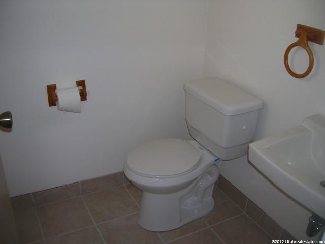 2172 W 1850 N, Layton, UT 84041 — photo 9