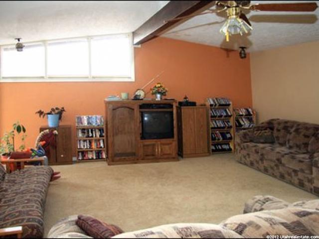 929 E Center St, Bountiful, UT 84010 — photo 5