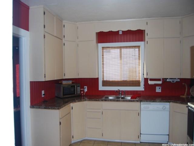 145 N 100 E, Smithfield, UT 84335 — photo 3