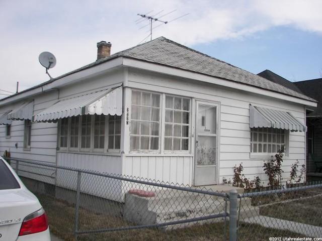 686 W First Ave, Midvale, UT 84047 — photo 2