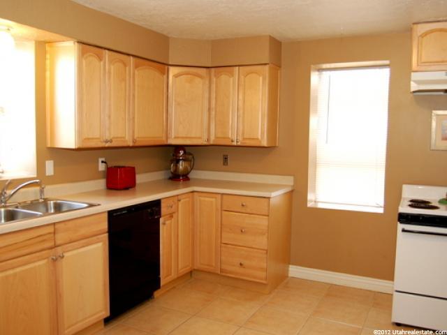 284 10th St, Ogden, UT 84404 — photo 3