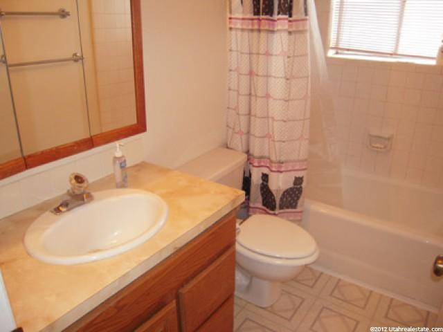 1366 S 1100 W, Syracuse, UT 84075 — photo 7