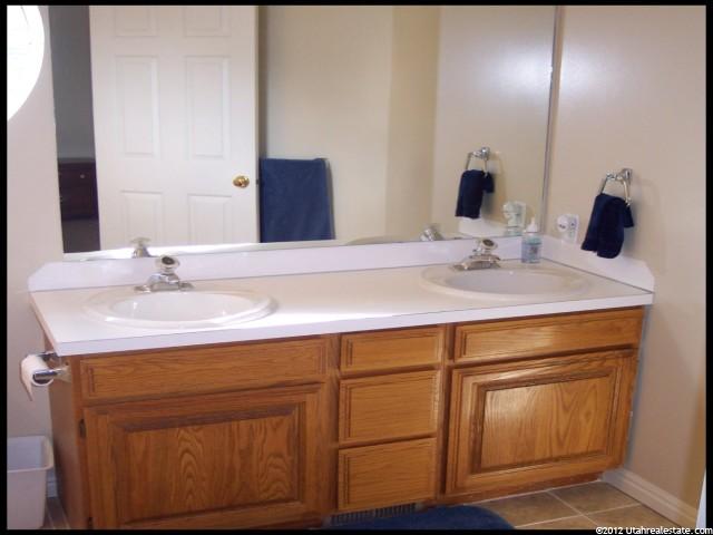 3756 Cardiff Way, Bountiful, UT 84010 — photo 10
