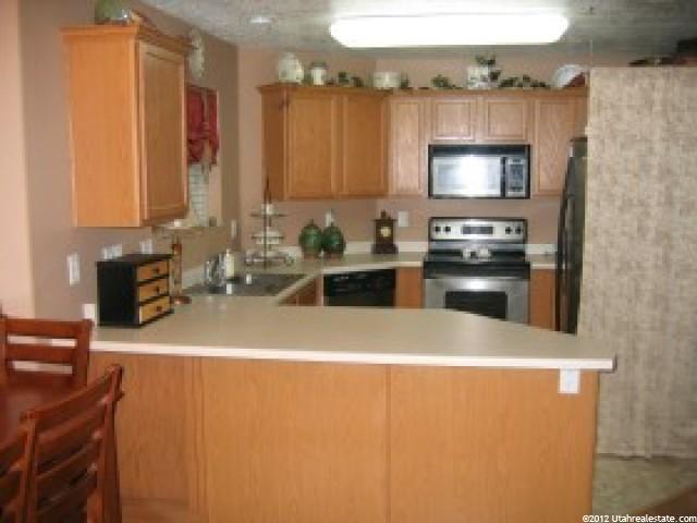 14037 Bridgeview Ct, Riverton, UT 84065 — photo 2