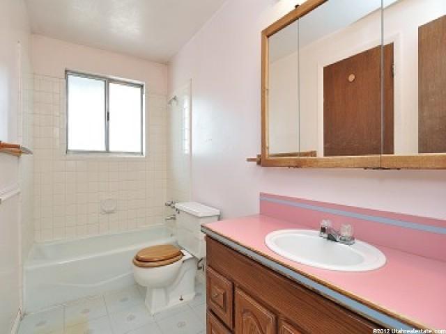 2598 N 1000 W, Clinton, UT 84015 — photo 5