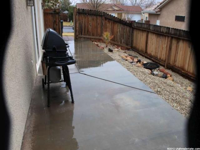 335 N 2790 E, St. George, UT 84790 — photo 11