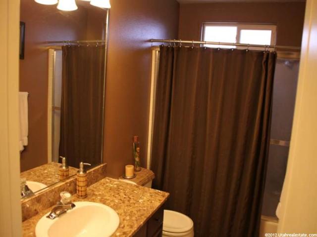 335 N 2790 E, St. George, UT 84790 — photo 8