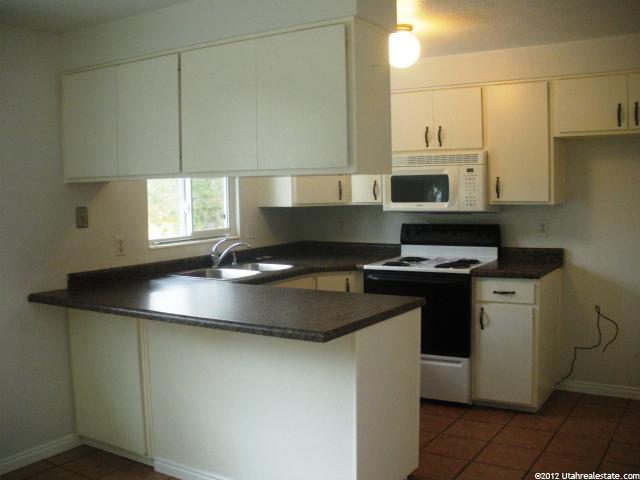 1988 N 1225 W, Clinton, UT 84015 — photo 2