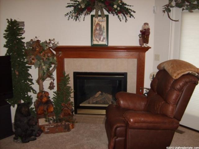 2282 W 2300 N, Clinton, UT 84015 — photo 2