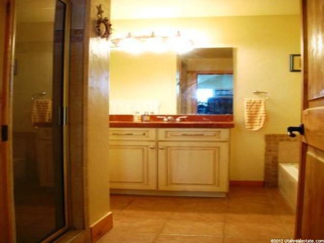 4847 Fairway Oaks Dr, Eden, UT 84310 — photo 10