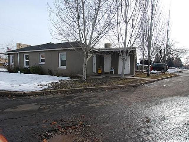 1095 N Main St, Layton, UT 84041 — photo 10
