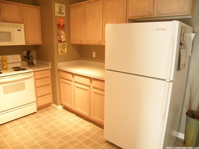 8066 N Ridge Loop E #E, Eagle Mountain, UT 84005 — photo 4