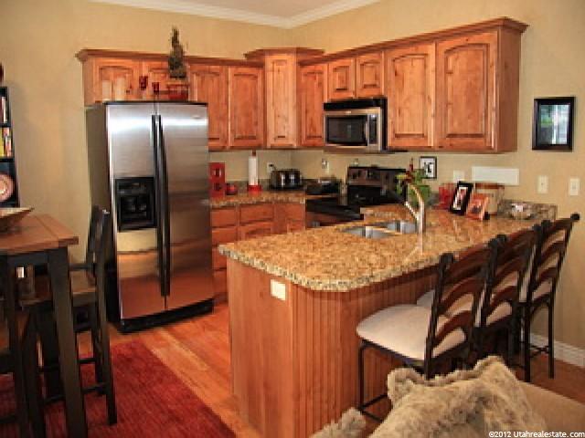 946 E 6795 S, Midvale, UT 84047 — photo 2