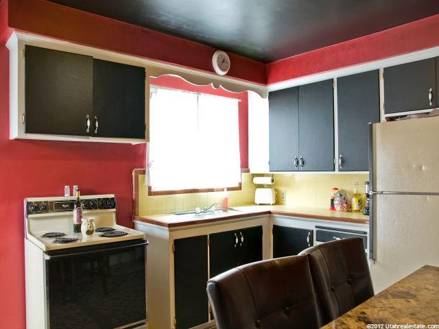 425 E 6990 S, Midvale, UT 84047 — photo 3