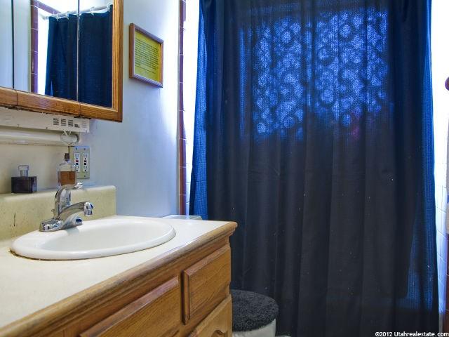 425 E 6990 S, Midvale, UT 84047 — photo 9