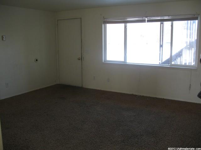 281 W 400 N, Vernal, UT 84078 — photo 4