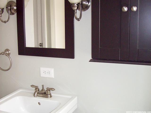 878 E 500 S, Bountiful, UT 84010 — photo 2