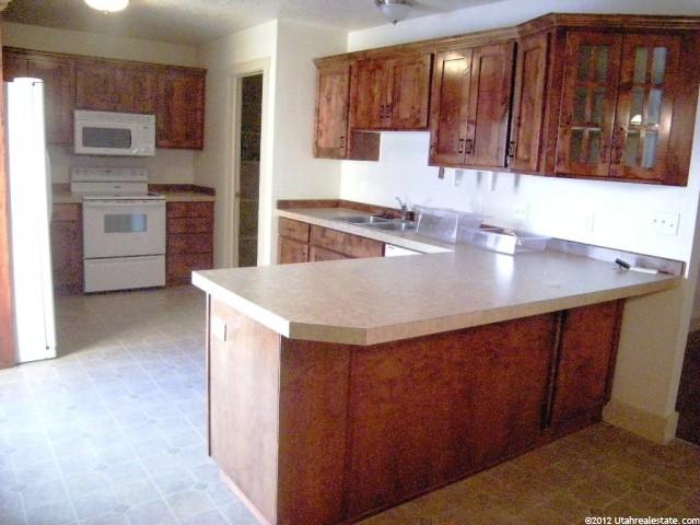 557 N 2400 W, Vernal, UT 84078 — photo 3